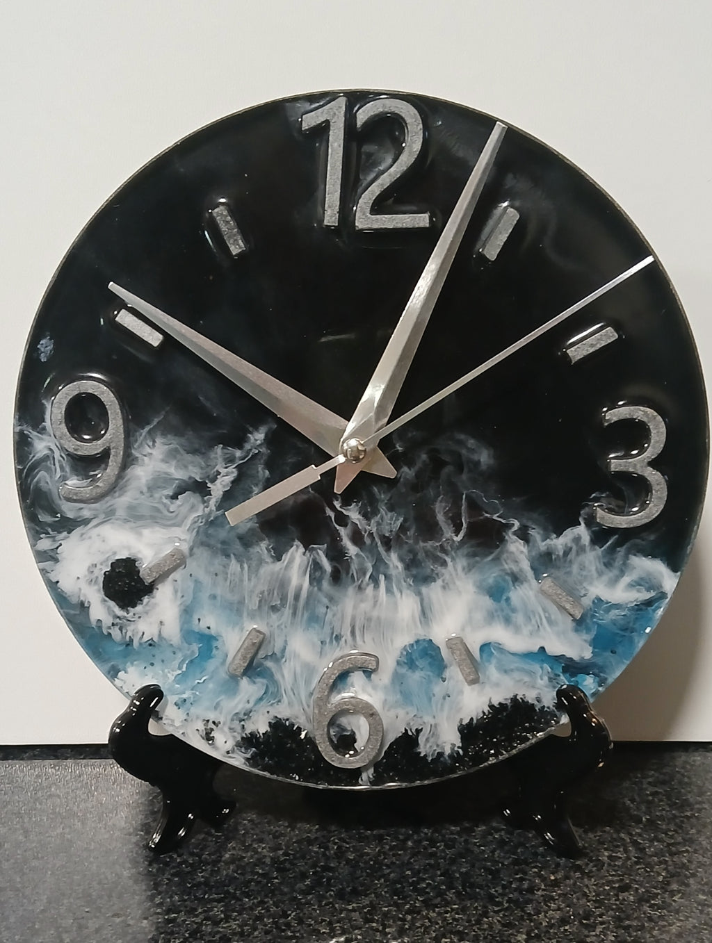 Relógio Artesanal  em resina epóxi - Nazaré